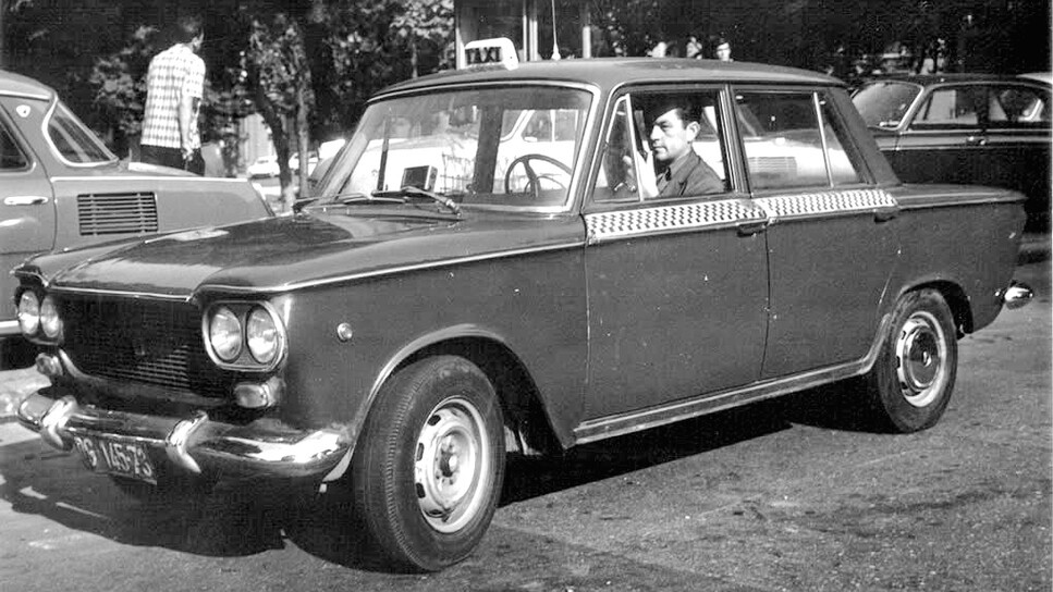 “Halo, taksi…” – na 65 taksi stanica u Beogradu