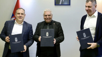 Potpisani ugovori o izgradnji širokopojasne mreže u ruralnim područjima Srbije