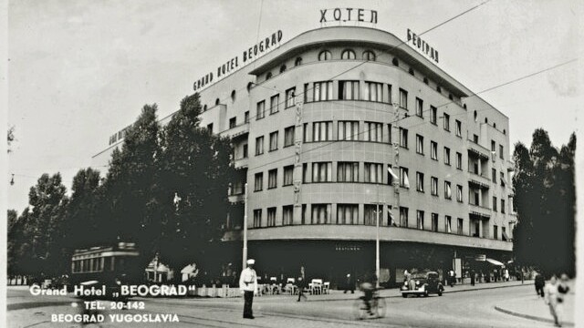 Revolucija glasova – “Povežite me sa 12”