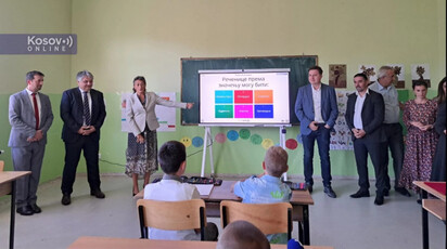 Lučić nastavio posetu školama, uručene donacije u Gračanici, Lapljem Selu i Donjoj Gušterici