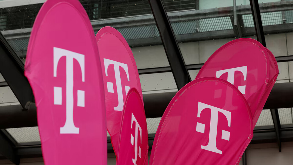 Deutsche Telekom i T-Mobile razmatraju „mega spajanje” vredno 400 milijardi dolara