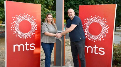 Telekom Srbija poklonila Wi-Fi drvo i školske pakete u Negotinu